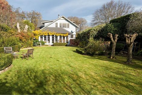 Photo of property in 182 Fendalton Road, Fendalton, Christchurch, 8052