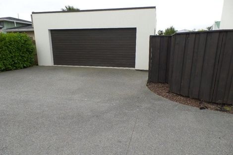 Photo of property in 79 Mandeville Street, Riccarton, Christchurch, 8011
