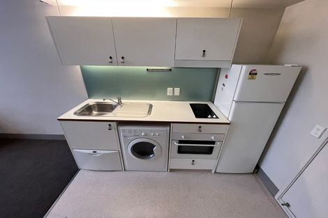 Photo of property in Urbane Apartments, 35/29 Webb Street, Mount Cook, Wellington, 6011
