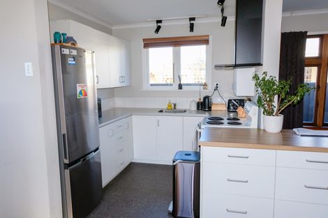 Photo of property in 11 Stuart Street, Holmes Hill, Oamaru, 9401