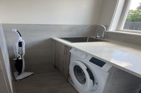 Photo of property in 50a Weldene Avenue, Glenfield, Auckland, 0629