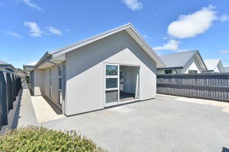 Photo of property in 8 Helmore Street, Rangiora, 7400