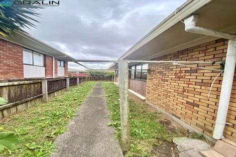 Photo of property in 2/332 West Coast Road, Glen Eden, Auckland, 0602