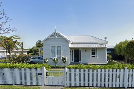 Photo of property in 6 Neeve Road, Taradale, Napier, 4112