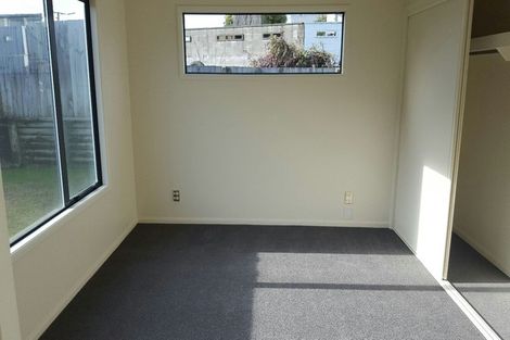 Photo of property in 8 Sandholm Close, North New Brighton, Christchurch, 8083