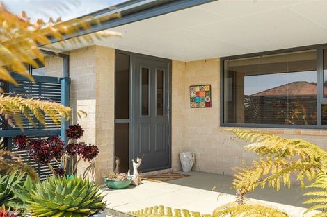 Photo of property in 34 Fonblanque Street, Westport, 7825