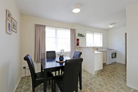 Photo of property in 19 Gilmour Place, Taradale, Napier, 4112