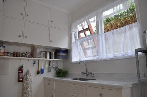 Photo of property in 4/16 Rolleston Street, Mount Cook, Wellington, 6021