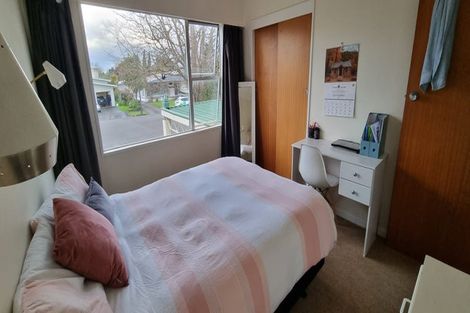 Photo of property in 5 Belgrave Place, Awapuni, Palmerston North, 4412