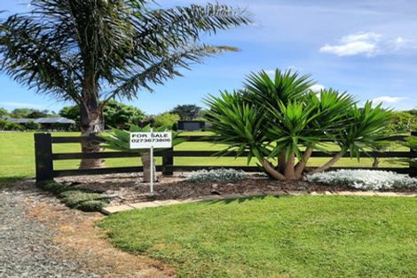 Photo of property in 24 Saint Laurent Way, Ohau, 5570