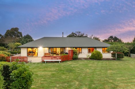 Photo of property in 35 Green Island Bush Road, Blackhead, Dunedin, 9076