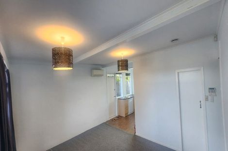 Photo of property in 175 Beach Haven Road, Beach Haven, Auckland, 0626