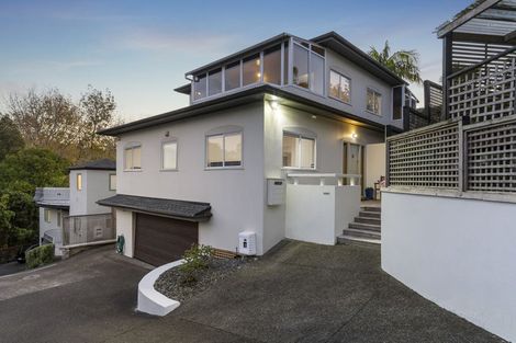 Photo of property in 1/104a Beach Road, Castor Bay, Auckland, 0620