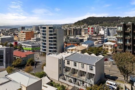 Photo of property in 33 Karo Drive, Te Aro, Wellington, 6011