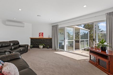 Photo of property in 13 Cowling Road, Hurdon, New Plymouth, 4310