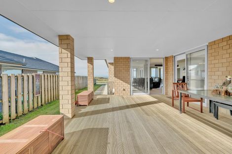 Photo of property in 35 Seascape Crescent, Waipu, 0582