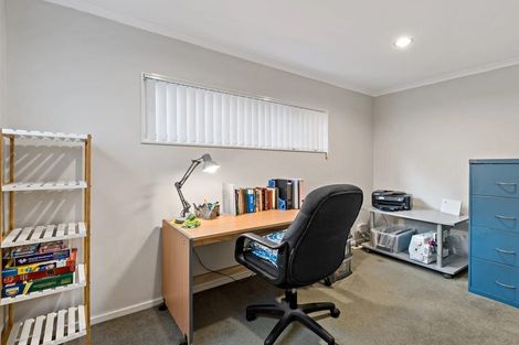 Photo of property in 16 Coral Court, Gulf Harbour, Whangaparaoa, 0930