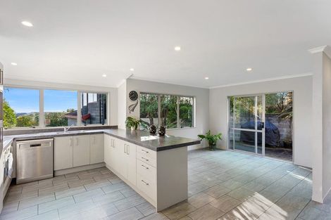 Photo of property in 5 Mohua Street, Waikanae, 5036