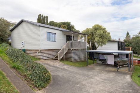 Photo of property in 14 Priscilla Crescent, Melville, Hamilton, 3206