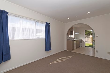 Photo of property in 14/85 Edmonton Road, Henderson, Auckland, 0612