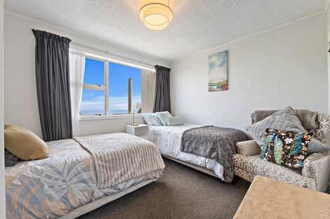 Photo of property in 25b Port View Crescent, Moturoa, New Plymouth, 4310