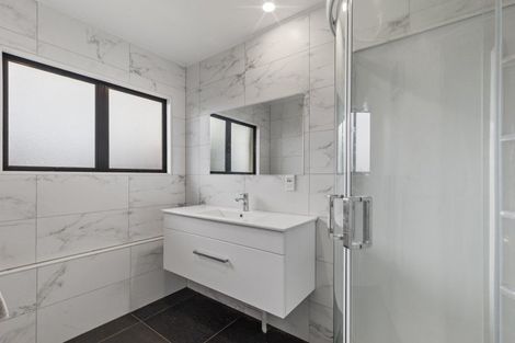 Photo of property in 174b Bartholomew Road, Levin, 5510