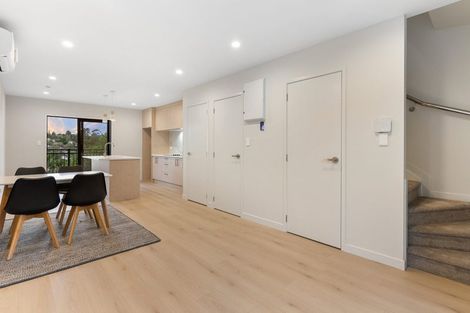 Photo of property in 15 Awhi Lane, Massey, 0614