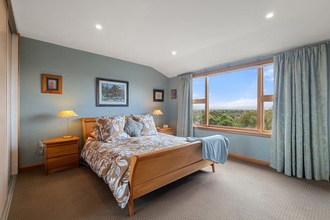 Photo of property in 15 Karitane Drive, Cashmere, Christchurch, 8022