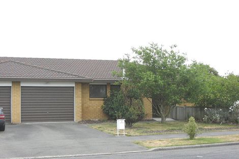 Photo of property in 43 Radiata Avenue, Parklands, Christchurch, 8083