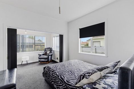 Photo of property in 17 Exeter Street, Brooklands, New Plymouth, 4310
