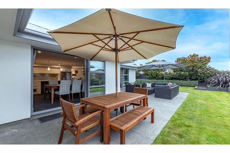 Photo of property in 7 Crown Close, Prebbleton, 7604