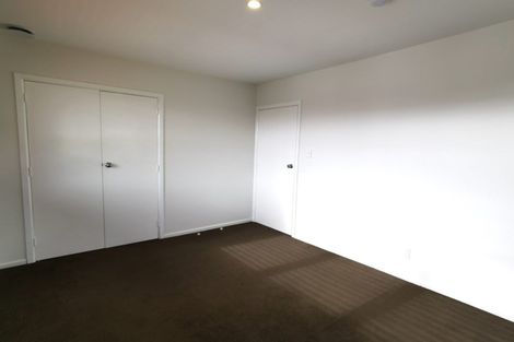 Photo of property in 31 Beaubank Road, Kelston, Auckland, 0602