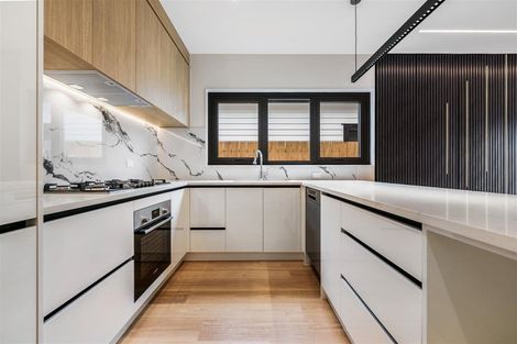 Photo of property in 23 Whakairo Crescent, Gulf Harbour, 0930