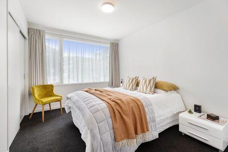 Photo of property in 74u8 Derwent Street, Island Bay, Wellington, 6023