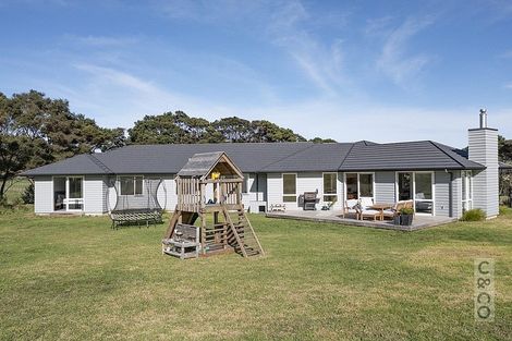 Photo of property in 1293 Old North Road, Helensville, 0875