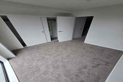 Photo of property in 1/267 Great North Road, Henderson, Auckland, 0612