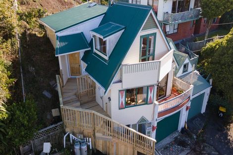 Photo of property in 15 Te Kiteroa Grove, Churton Park, Wellington, 6037