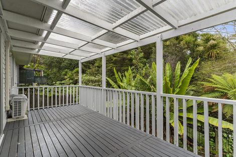 Photo of property in 3 Willowbrook Place, Titirangi, Auckland, 0604