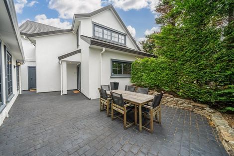 Photo of property in 29 Padnell Crescent, Paparangi, Wellington, 6037