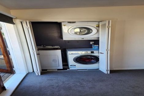 Photo of property in 13 Toru Street, Lyall Bay, Wellington, 6022