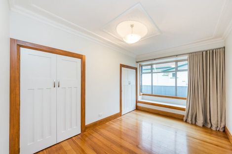 Photo of property in 31 Manapouri Crescent, Hokowhitu, Palmerston North, 4410