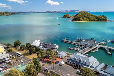 Photo of property in 9 Silver Fern Avenue, Hobsonville, 0616