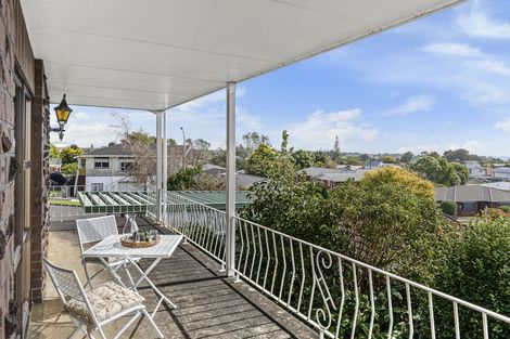 Photo of property in 11 Kellyville Heights, Merrilands, New Plymouth, 4312
