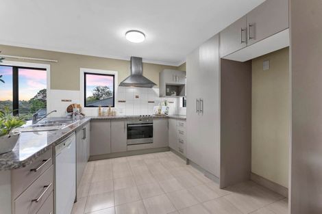 Photo of property in 9 Makora Road, Massey, Auckland, 0614