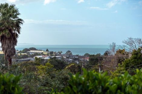 Photo of property in 1/193 East Coast Road, Castor Bay, Auckland, 0620