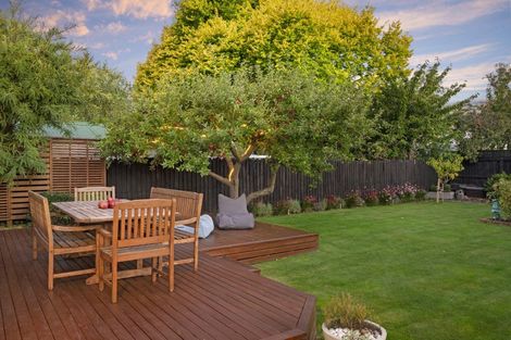Photo of property in 80 Martin Avenue, Beckenham, Christchurch, 8023