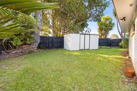 Photo of property in 2/54 Finlayson Avenue, Clendon Park, Auckland, 2103