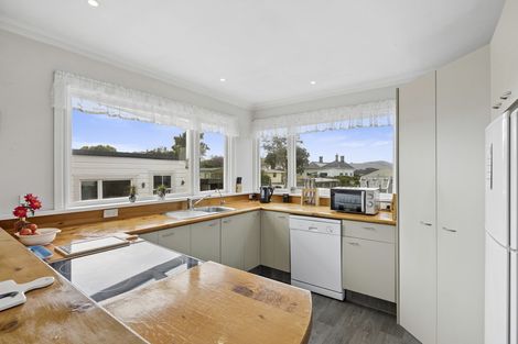 Photo of property in 27 Harrington Street, Port Chalmers, 9023