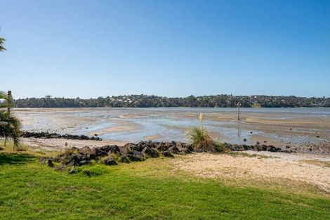 Photo of property in 4 Tiller Street, Hobsonville, Auckland, 0616