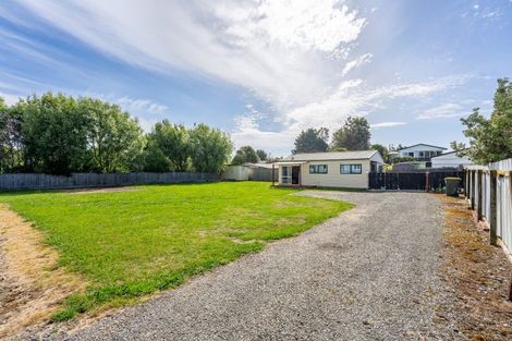 Photo of property in 6 Mavis Avenue, Waikawa Beach, Manakau, 5573